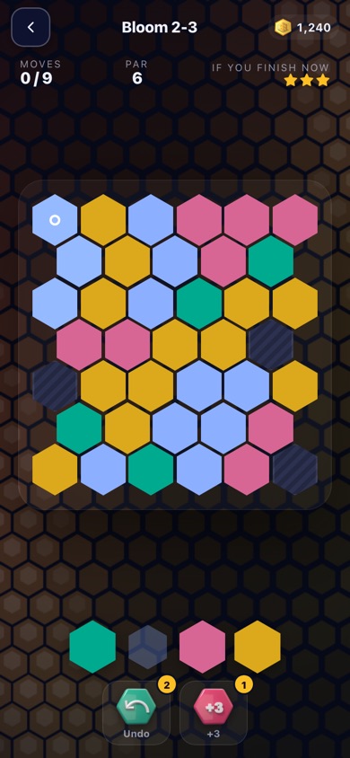 A Bloom board: flood the honeycomb with one color